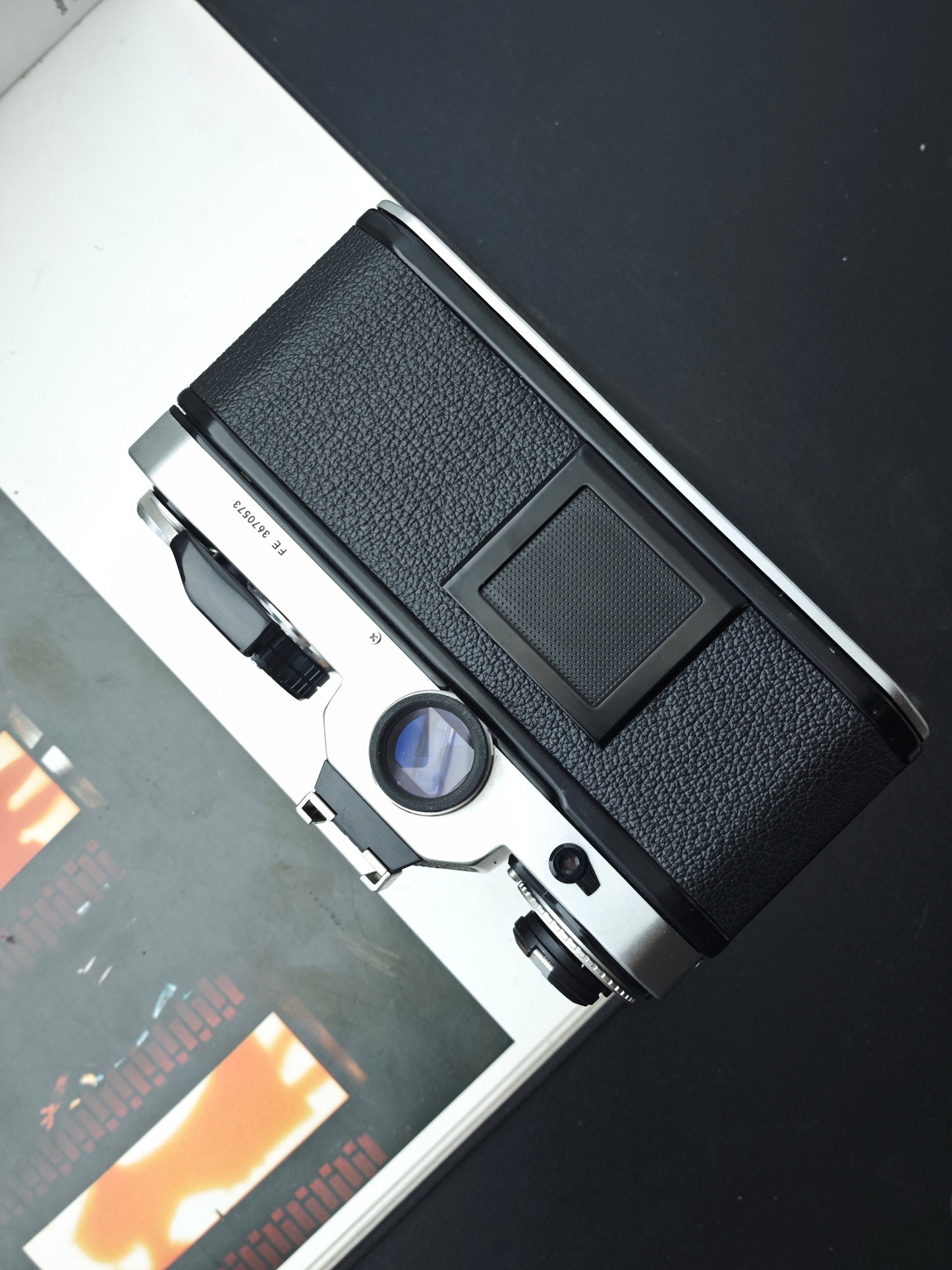 *READ* Nikon FE silver with Nikkor 50mm F1.4 Ai #3670573