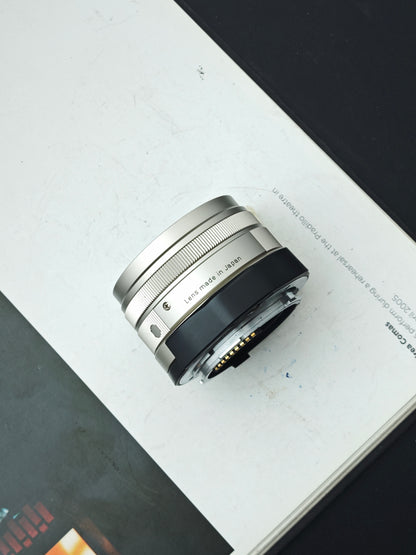 Carl Zeiss Planar 45mm F2 T*