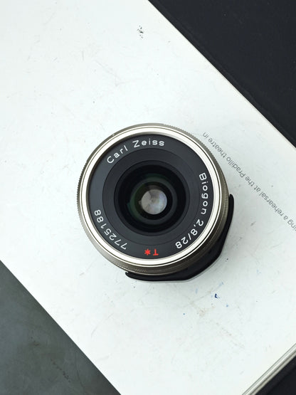 Carl Zeiss Biogon 28mm F2.8 T*