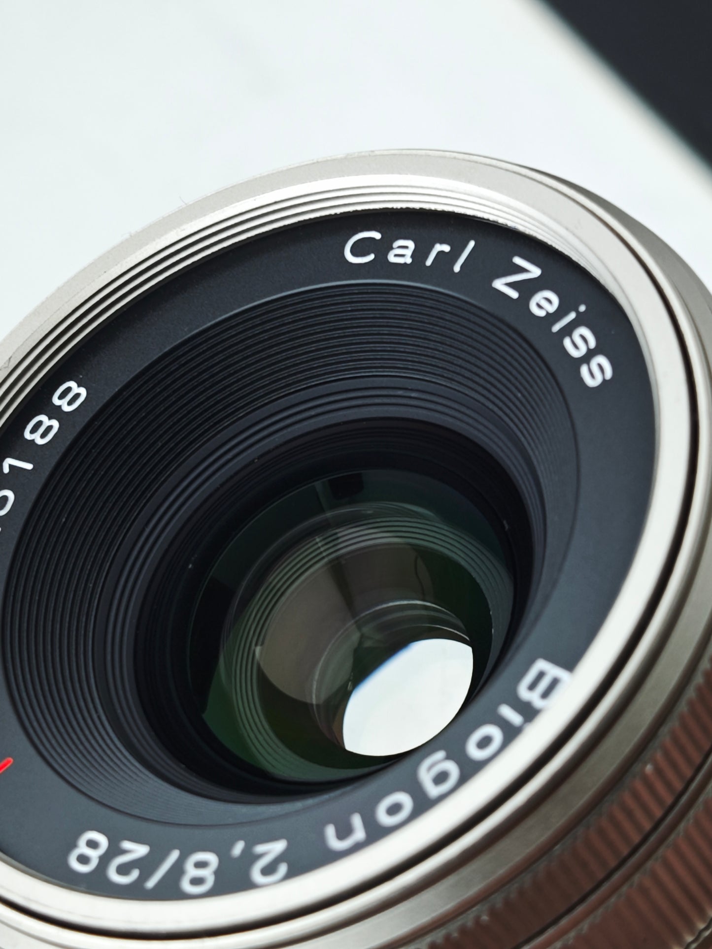 Carl Zeiss Biogon 28mm F2.8 T*