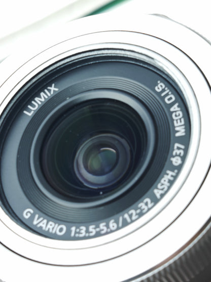 Used Panasonic Lumix DC-GF10 with G Vario 12-32mm F3.5-5.6 and G 25mm F1.7 [JPN only, with box]