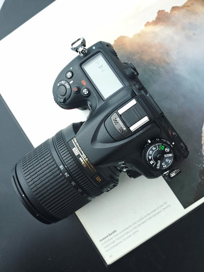 Used Nikon D7100 with DX AF-S 18-105mm F3.5-5.6 G ED [No charger]