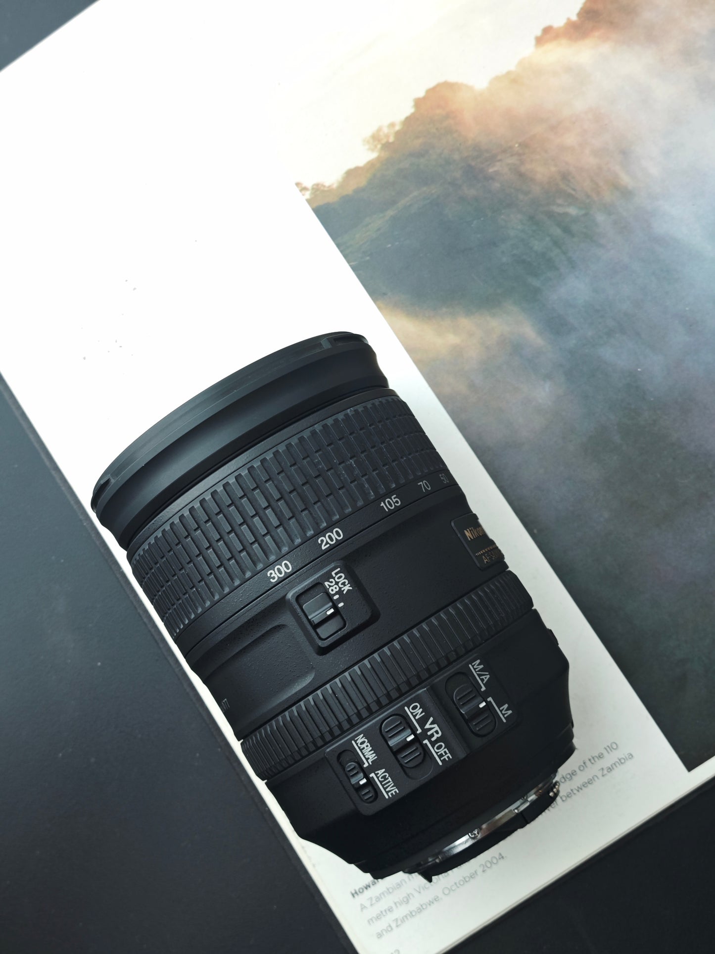 Nikon ED AF-S Nikkor 28-300mm F3.5-5.6 G VR