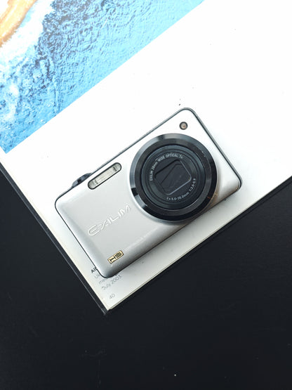 Used Casio EXILIM EX-ZR10 Digital Camera