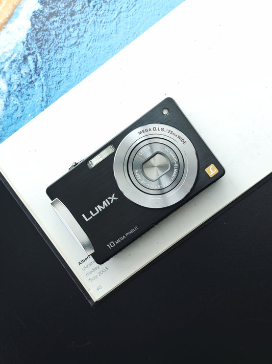 Used Panasonic Lumix DMC-FX500 black Digital Camera [JPN only, with box]