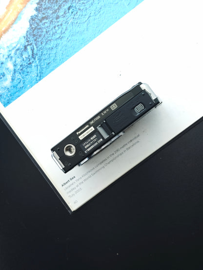 Used Panasonic Lumix DMC-FX500 black Digital Camera [JPN only, with box]