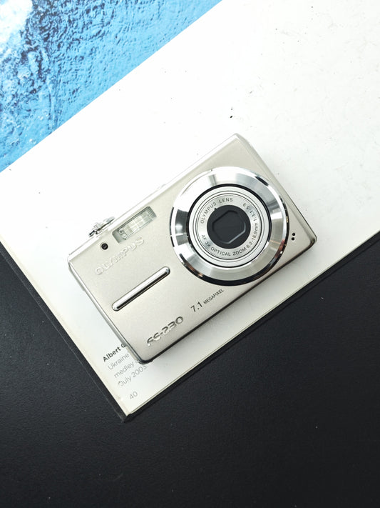 Used Olympus FE-230 Digital Camera