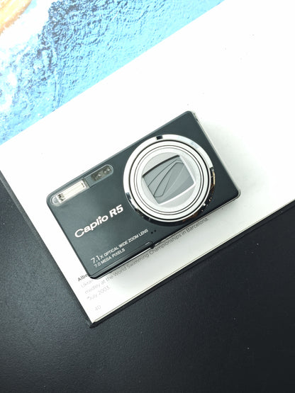 Used Ricoh Caplio R5 black Digital Camera [with box]