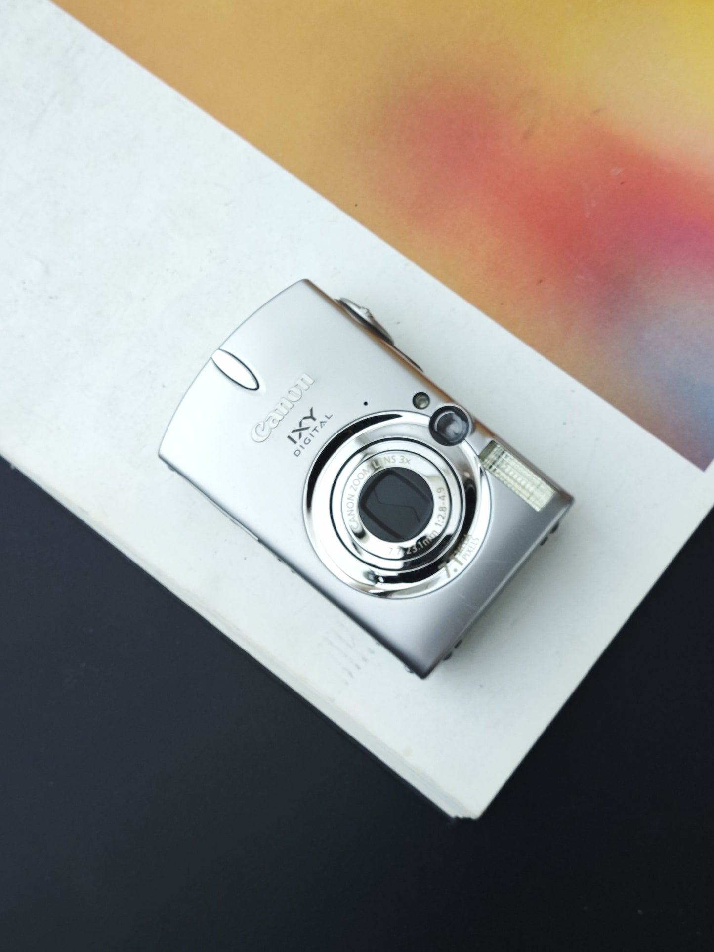 Used Canon IXY Digital 600 Digital Camera [with case]