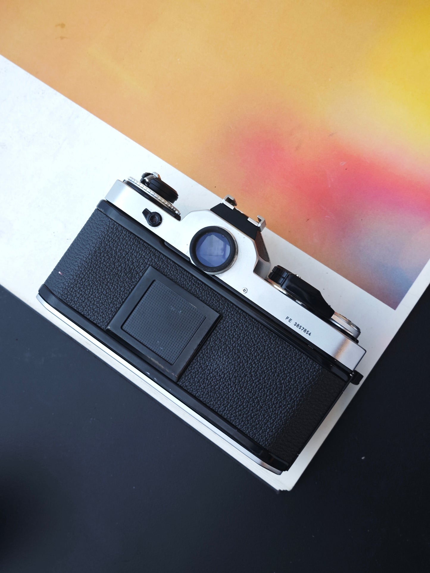 Nikon FE silver with Nikkor 200mm F4 Ai-S