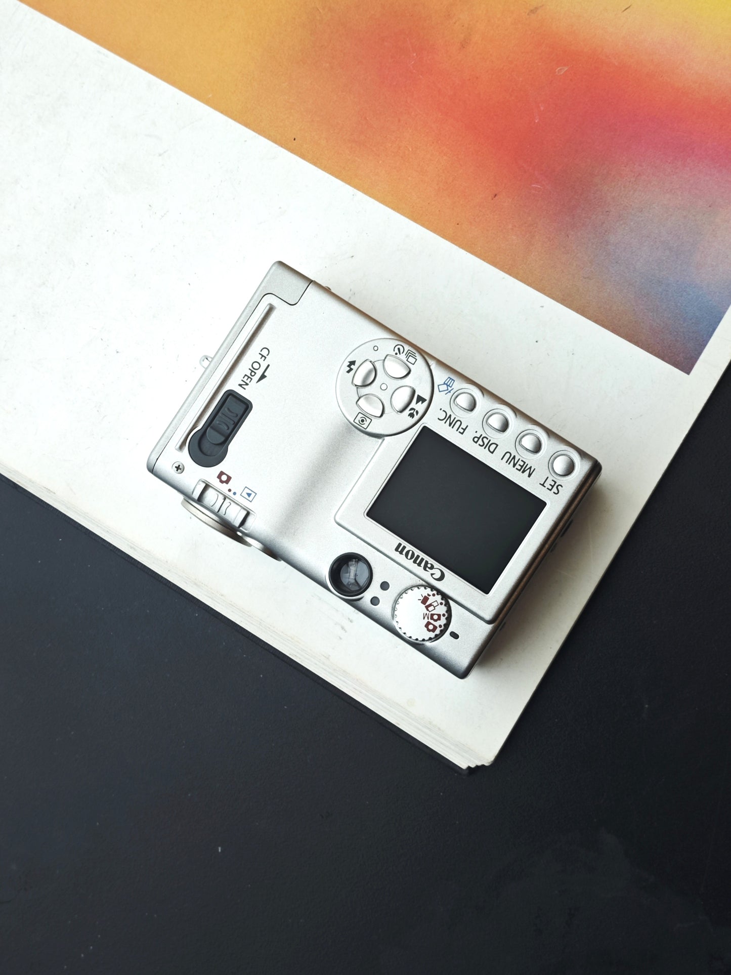 Used Canon IXY Digital 400 Digital Camera [No charger]