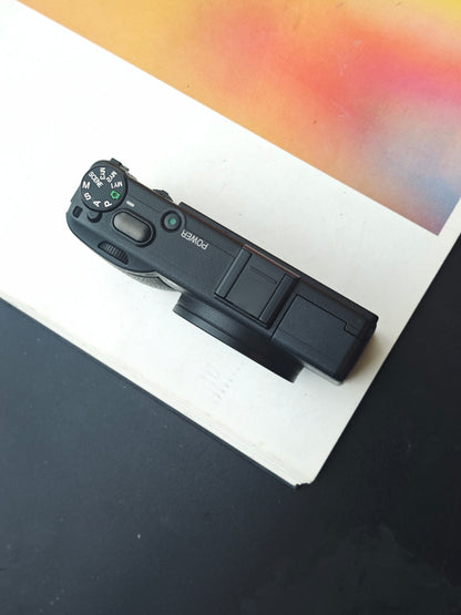 *READ* Used Ricoh GR Digital III Digital Camera [No charger]