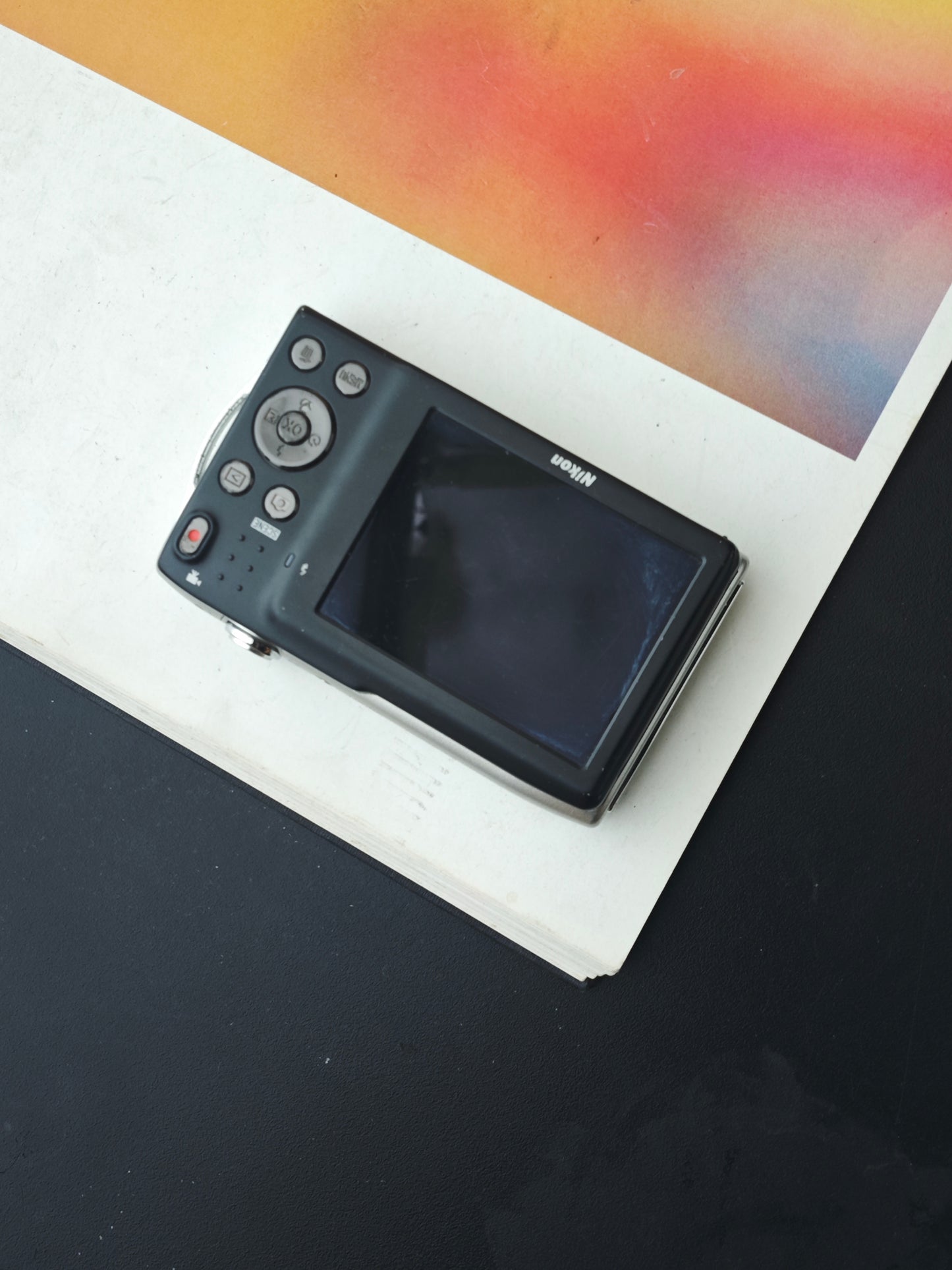 Used Nikon Coolpix S3300 silver Digital Camera [No charger]