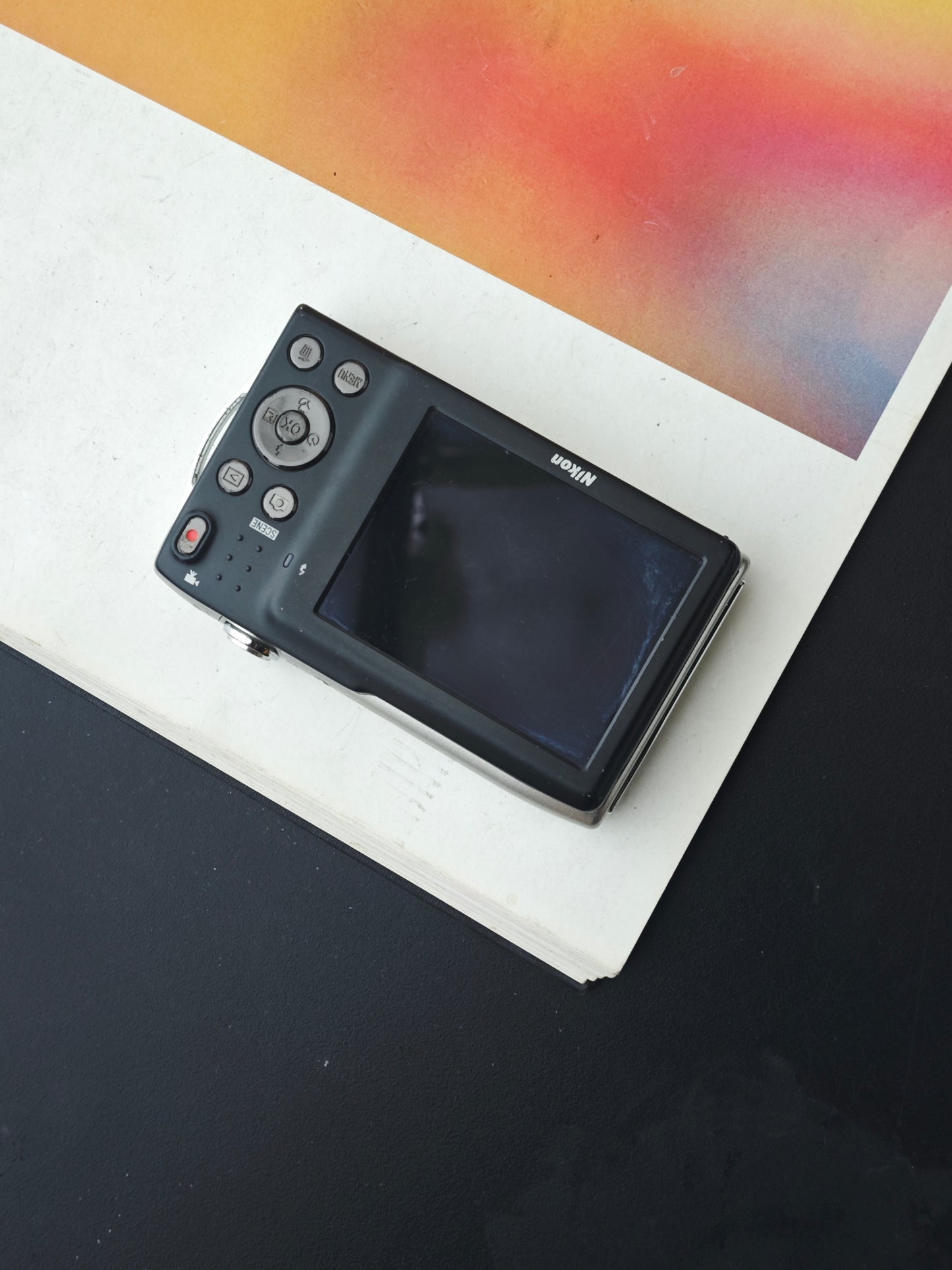 Used Nikon Coolpix S3300 silver Digital Camera [No charger]