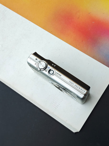 Used Nikon Coolpix S570 Digital Camera