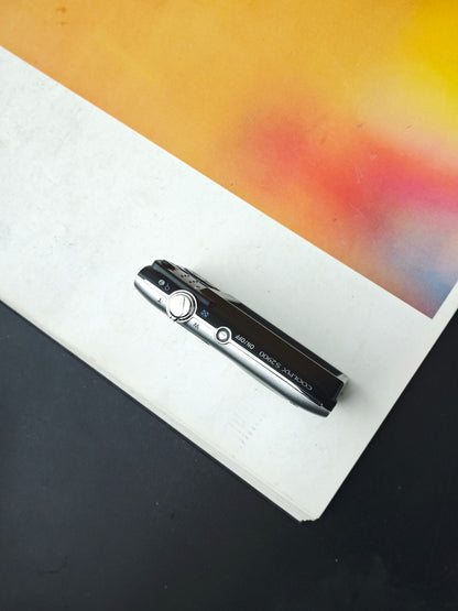 Used Nikon Coolpix S2900 silver Digital Camera [with box]