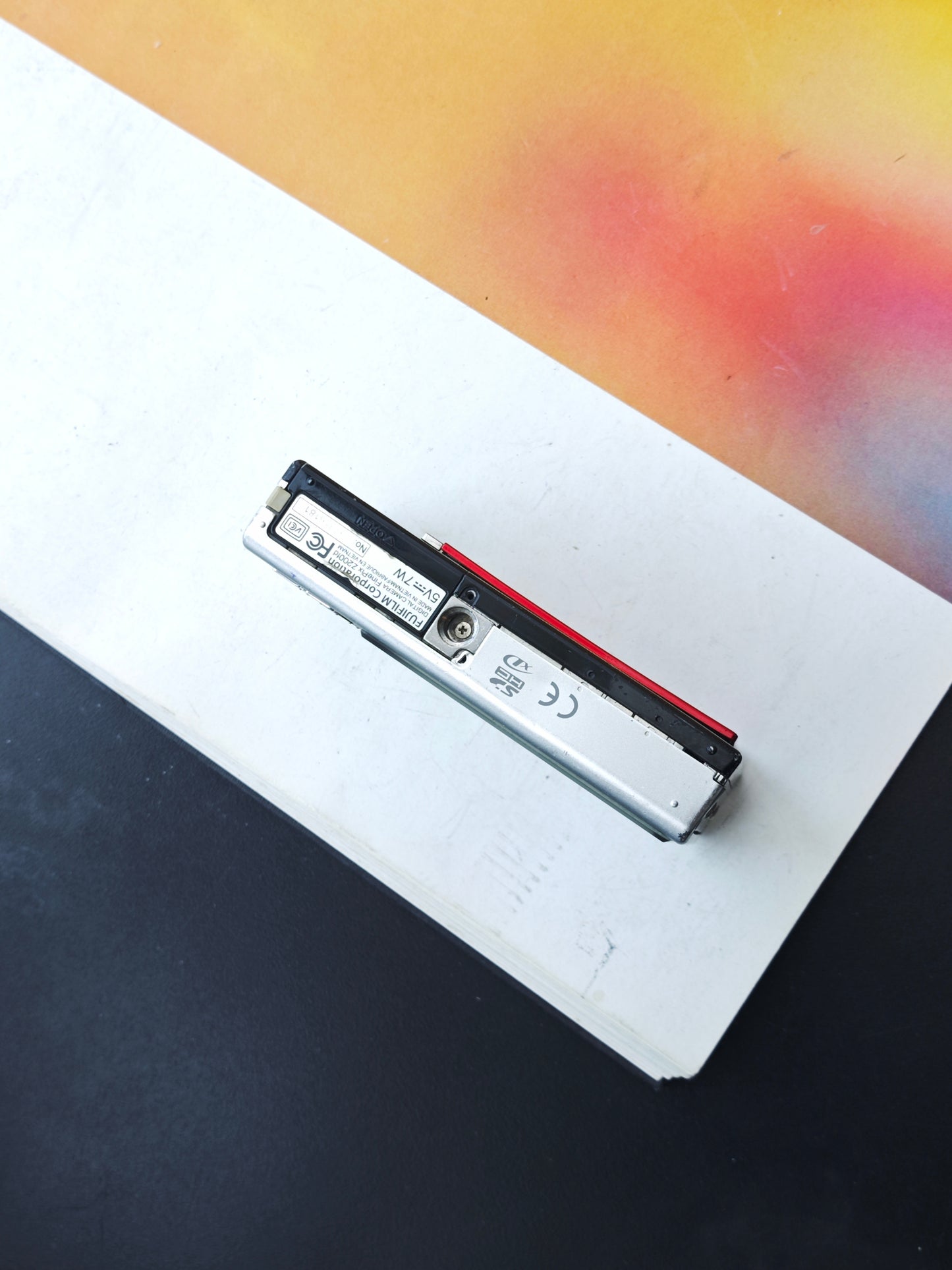 Used Fujifilm FinePix Z200 fd Digital Camera [No charger]