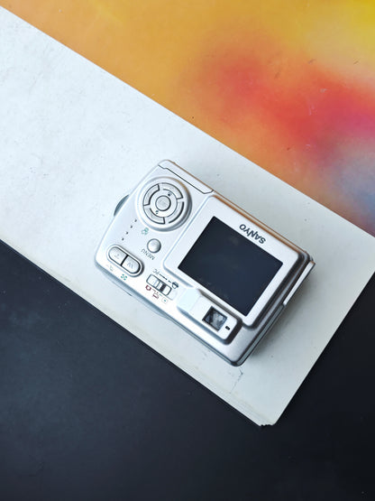 Used Sanyo Xacti S4 Digital Camera
