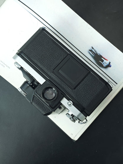 *READ* Nikon F2 silver body #7668298