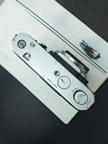 *READ* Nikon F2 silver body #7668298