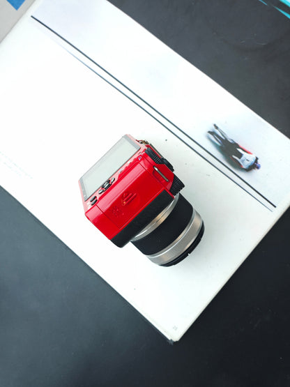 Used Pentax Q10 SR red with 02 Standard Zoom 5-15mm