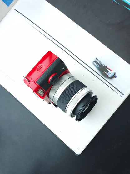 Used Pentax Q10 SR red with 02 Standard Zoom 5-15mm