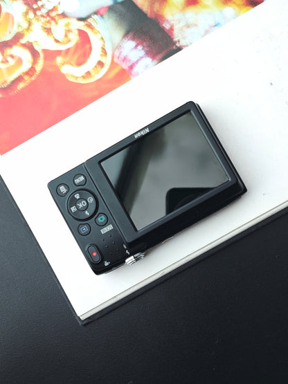 Used Nikon Coolpix S2900 red Digital Camera [No charger]