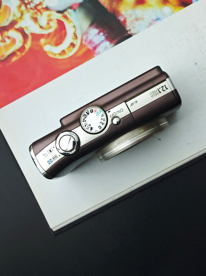 Used Canon PowerShot SX200 IS Digital Camera [No charger]