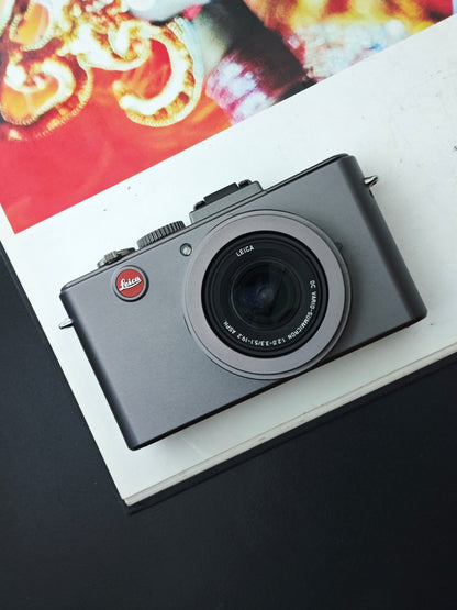Used Leica D-LUX 5 Digital Camera