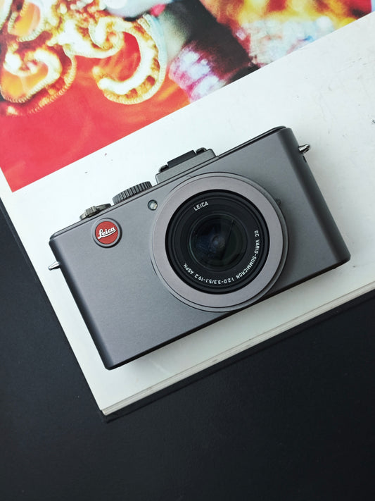 Used Leica D-LUX 5 Digital Camera