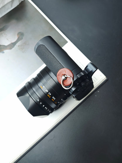 Used Leica Q2 black 19050 Digital Camera [with box]