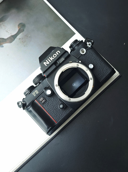 Nikon F3 body #1761663