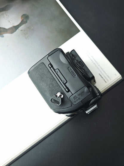 *READ* Used Nikon Coolpix 5000 Digital Camera