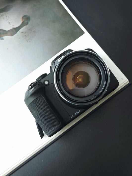 Used Nikon Coolpix P610 Digital Camera [์No charger]