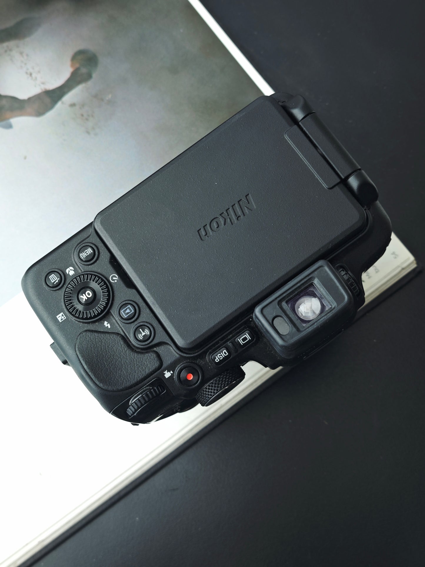 Used Nikon Coolpix P610 Digital Camera [์No charger]