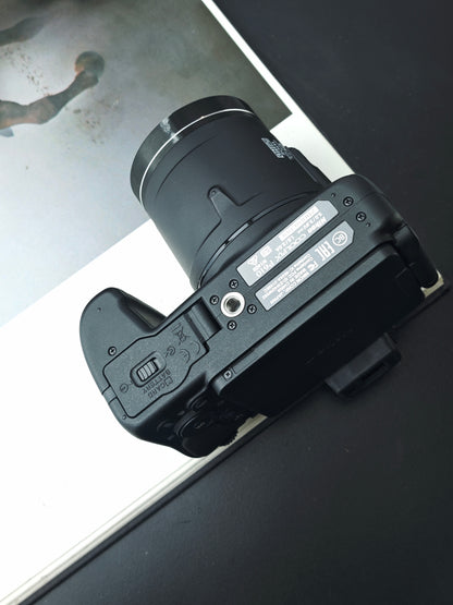 Used Nikon Coolpix P610 Digital Camera [์No charger]