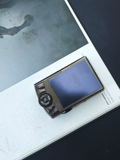 Used Canon IXY Digital 920 IS Digital Camera [with box]