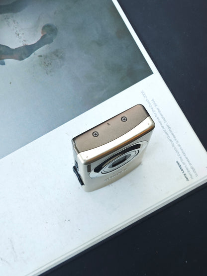 Used Canon IXY Digital 920 IS Digital Camera [with box]