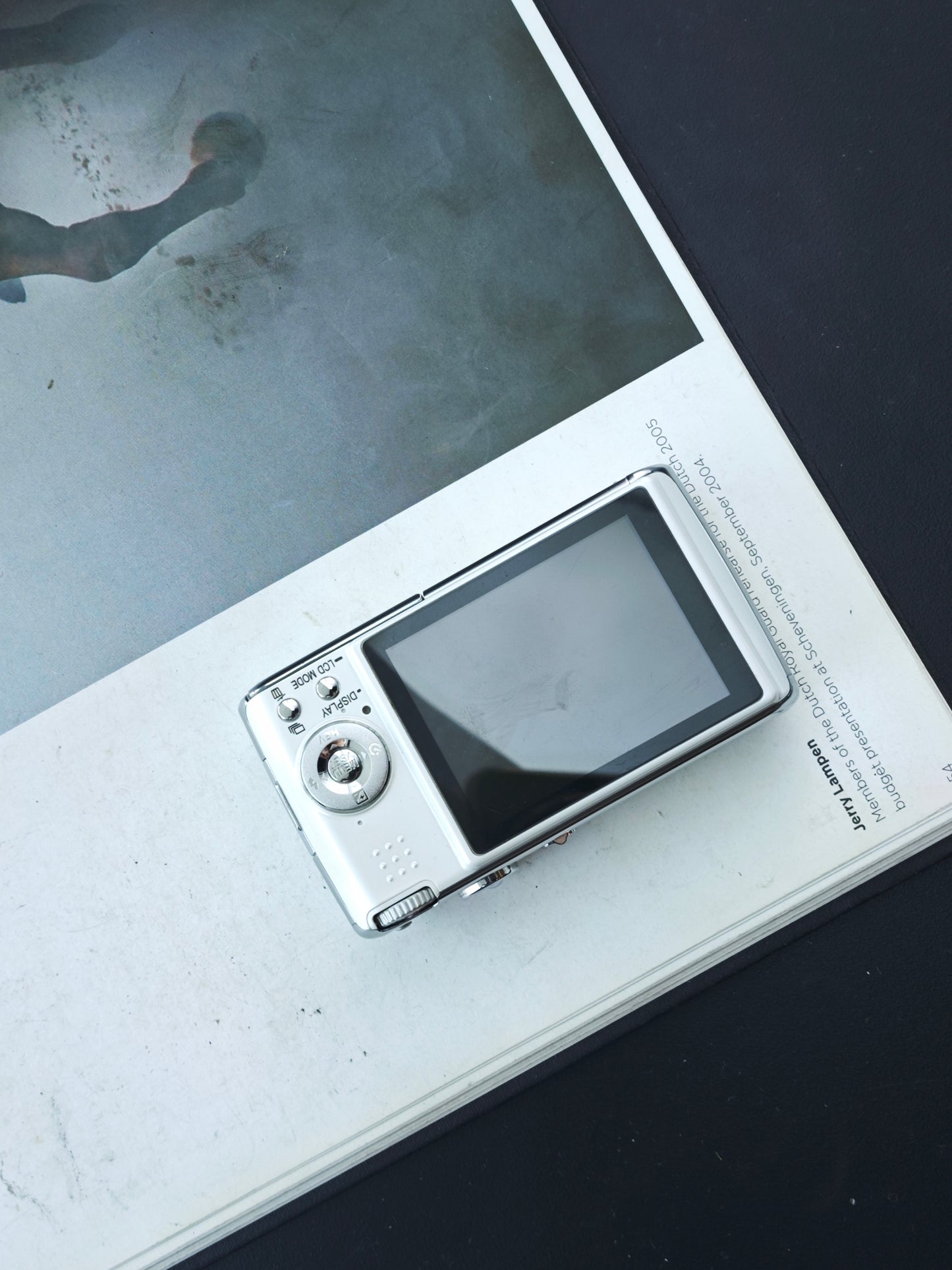 Used Panasonic Lumix DMC-FX01 white Digital Camera [with box]