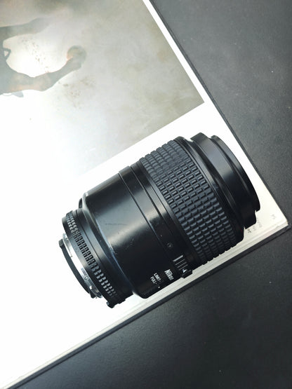 Nikon AF Micro Nikkor 105mm F2.8 D