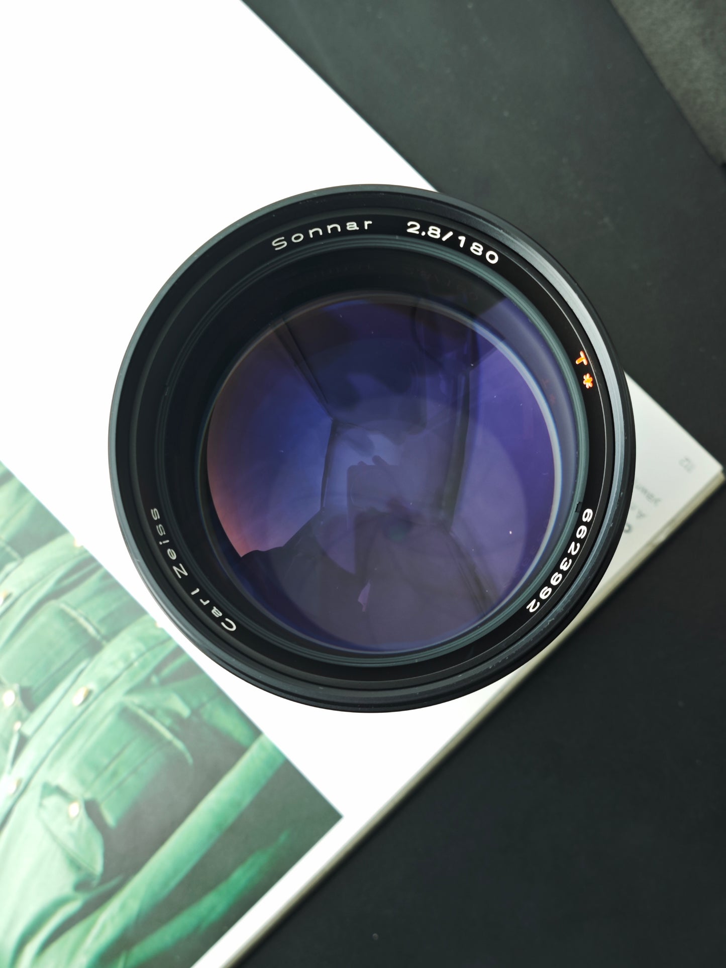 Carl Zeiss Sonnar 180mm F2.8 T* AEG