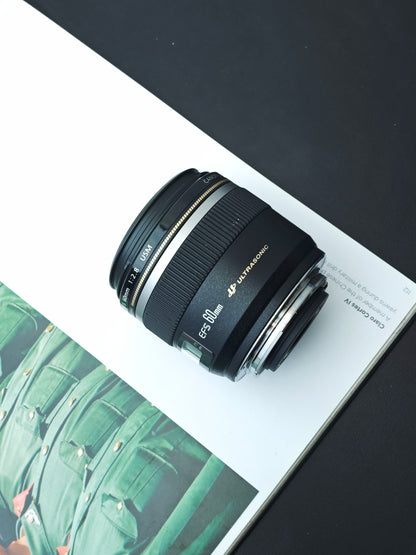 Canon Macro Lens EF-S 60mm F2.8 USM