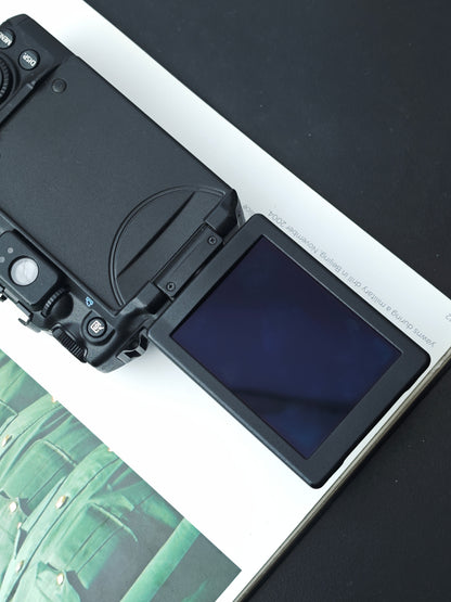 Used Canon PowerShot G12 black Digital Camera