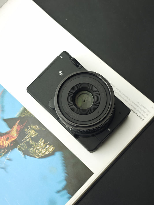 Sigma FP with 45mm F2.8 DG DN Kit [with box]