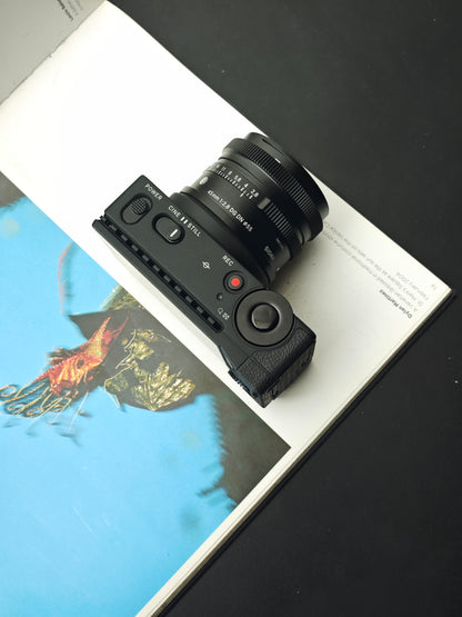 Sigma FP with 45mm F2.8 DG DN Kit [with box]