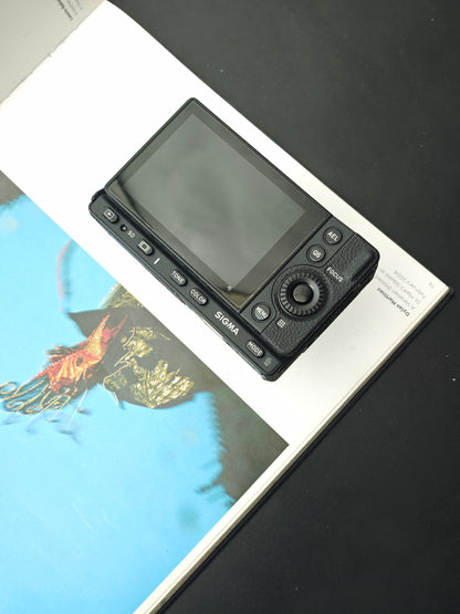 Sigma FP with 45mm F2.8 DG DN Kit [with box]