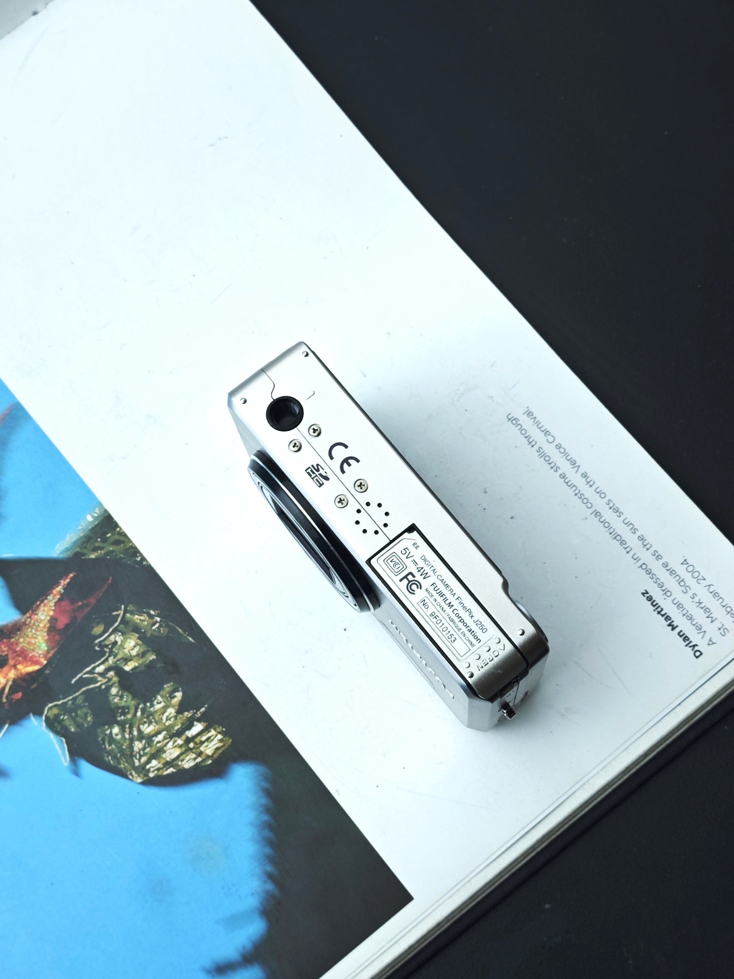 Used Fujifilm FinePix J250 Digital Camera [with box] #9F010153