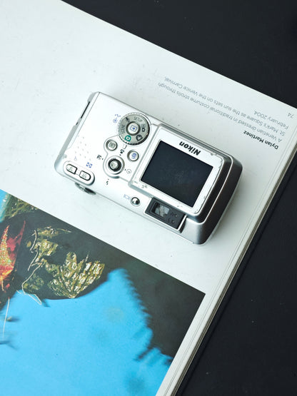 *READ* Used Nikon Coolpix 3700 Digital Camera [No charger]