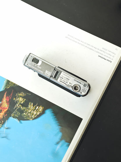 Used Panasonic Lumix DMC-FX35 black Digital Camera [JPN only, No charger]