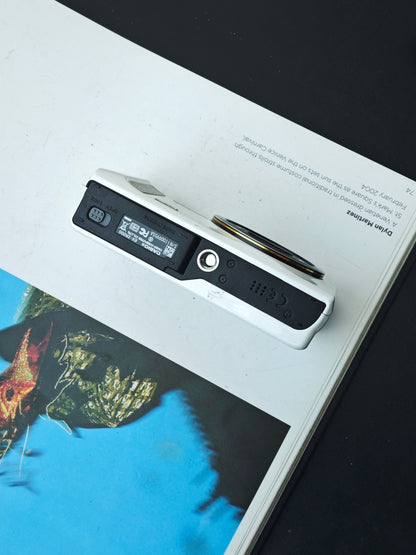 Used Casio EXILIM EX-ZR200 white Digital Camera